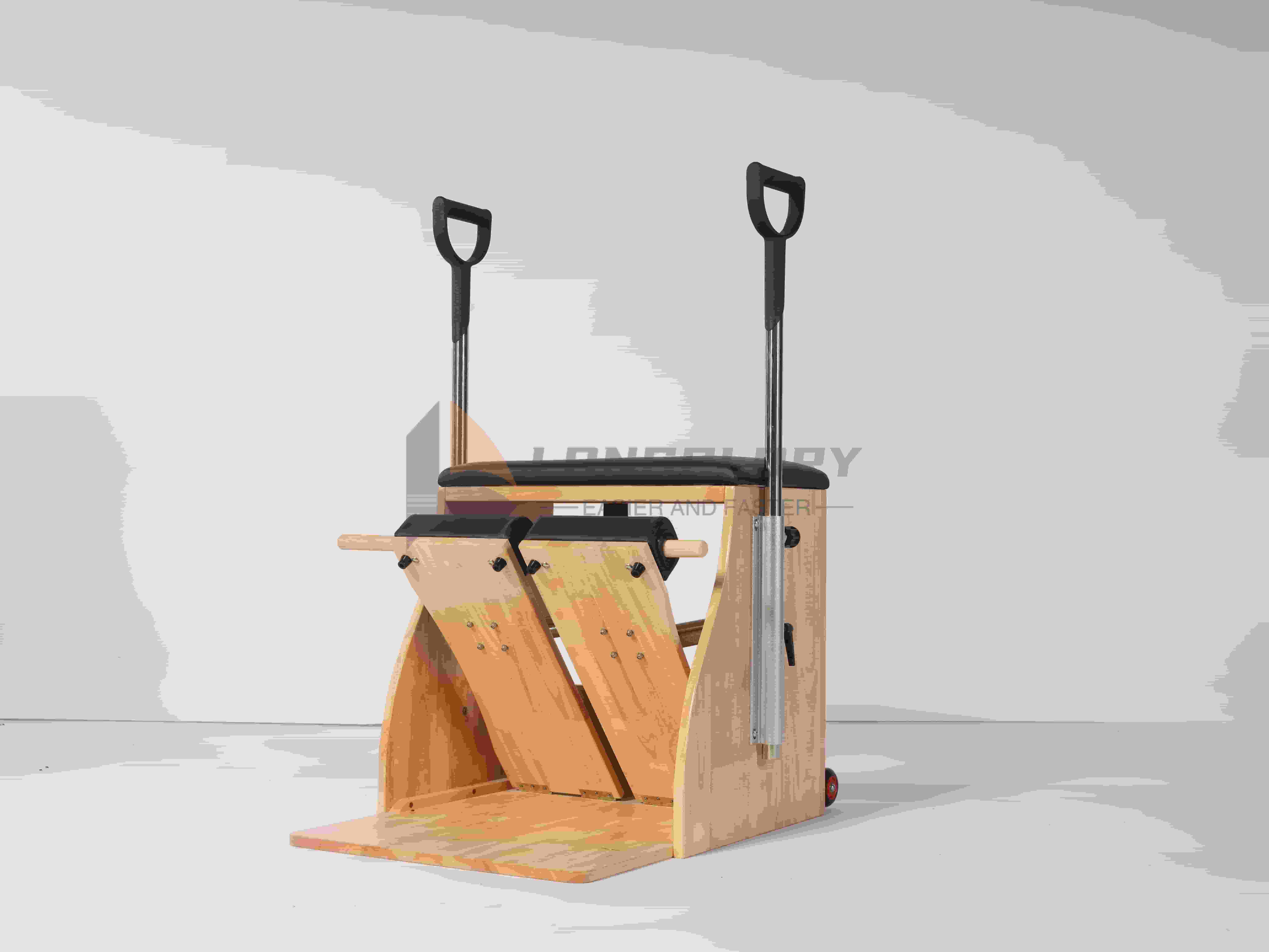 Oak Wood Wunda Chair