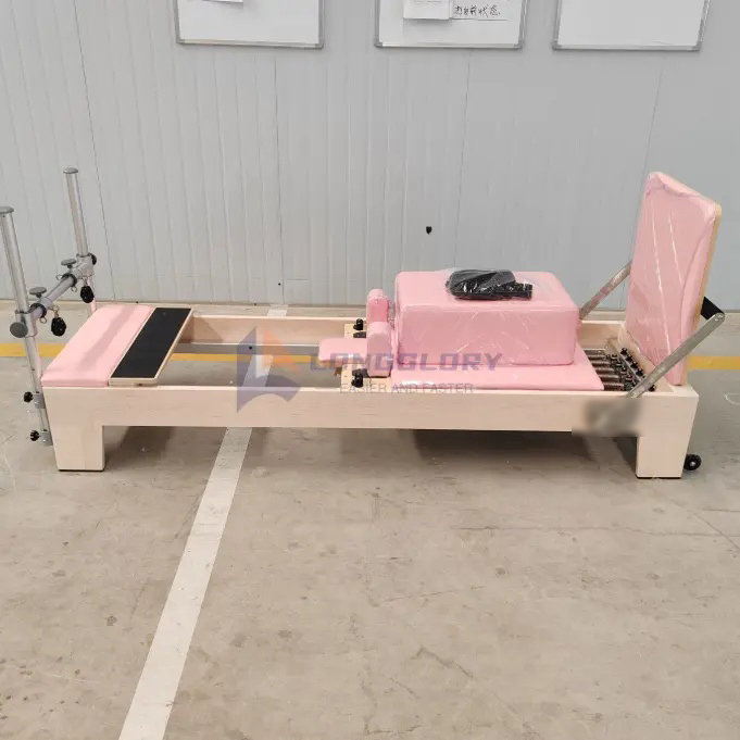 யோகா மேப்பிள் வூட் பைலேட்ஸ் சீர்திருத்தவாதி